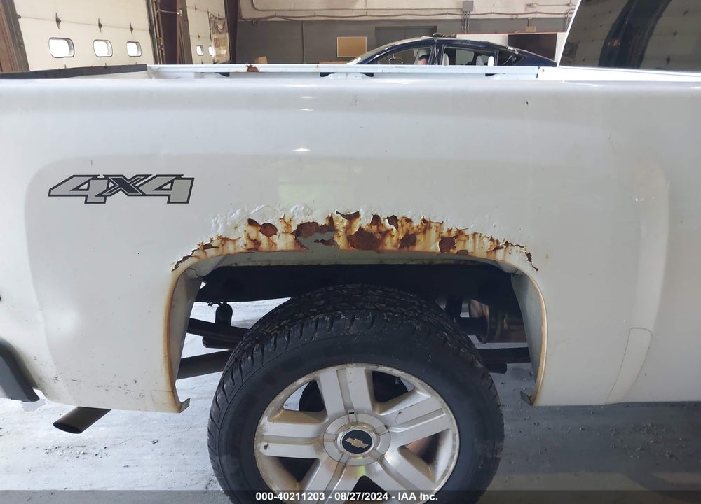 2008 CHEVROLET SILVERADO 1500 LT1 VIN: 1GCEK19J98Z255710