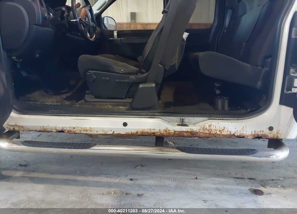 2008 CHEVROLET SILVERADO 1500 LT1 VIN: 1GCEK19J98Z255710