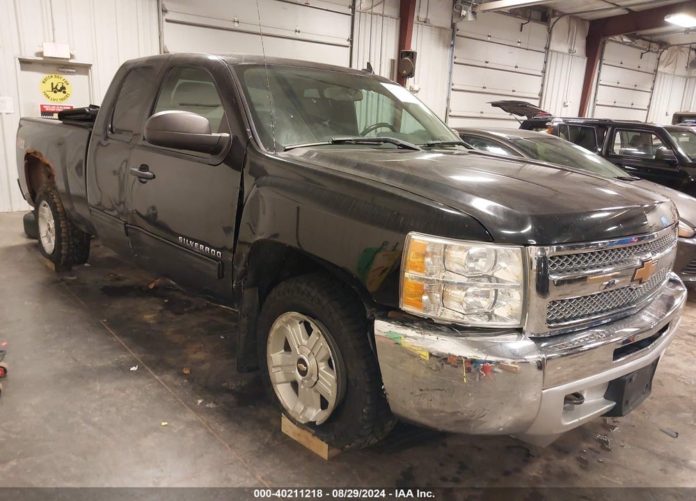2013 CHEVROLET SILVERADO 1500 LT VIN: 1GCRKSE76DZ411620