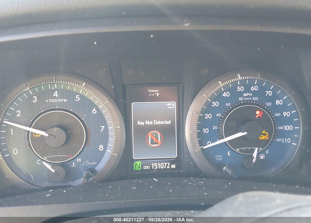 2017 TOYOTA SIENNA XLE 8 PASSENGER VIN: 5TDYZ3DC0HS878695