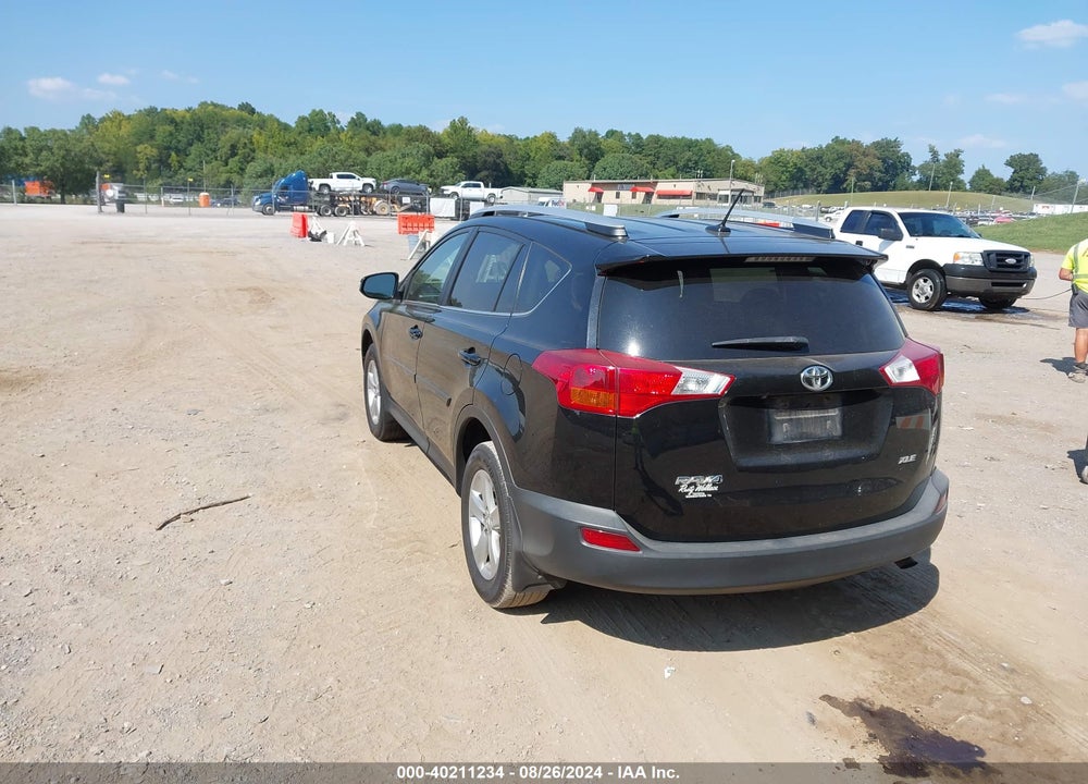 2013 TOYOTA RAV4 XLE VIN: 2T3WFREV9DW054657