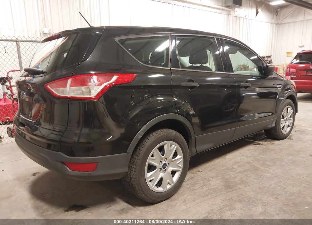 2013 FORD ESCAPE S VIN: 1FMCU0F72DUB59067
