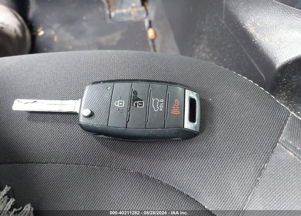 2019 KIA SOUL VIN: KNDJN2A27K7687473