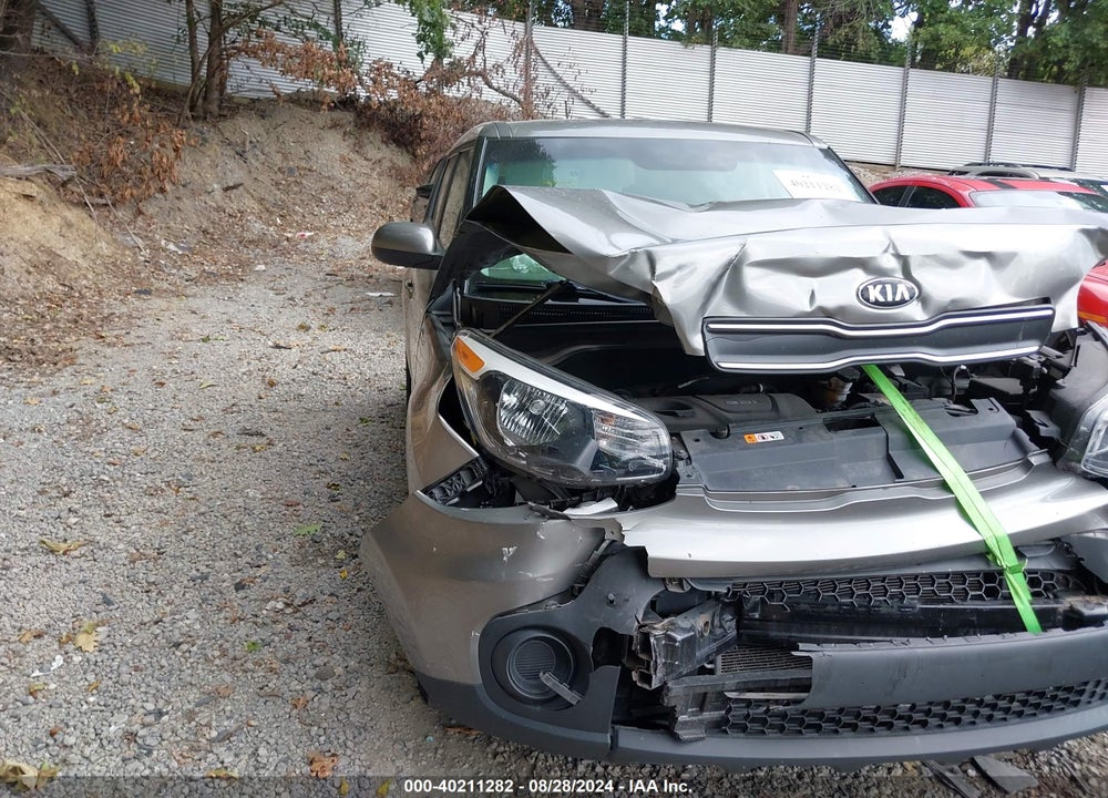 2019 KIA SOUL VIN: KNDJN2A27K7687473
