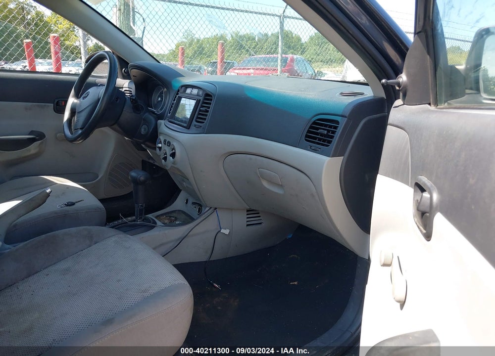 2009 HYUNDAI ACCENT GLS VIN: KMHCM46C69U321357