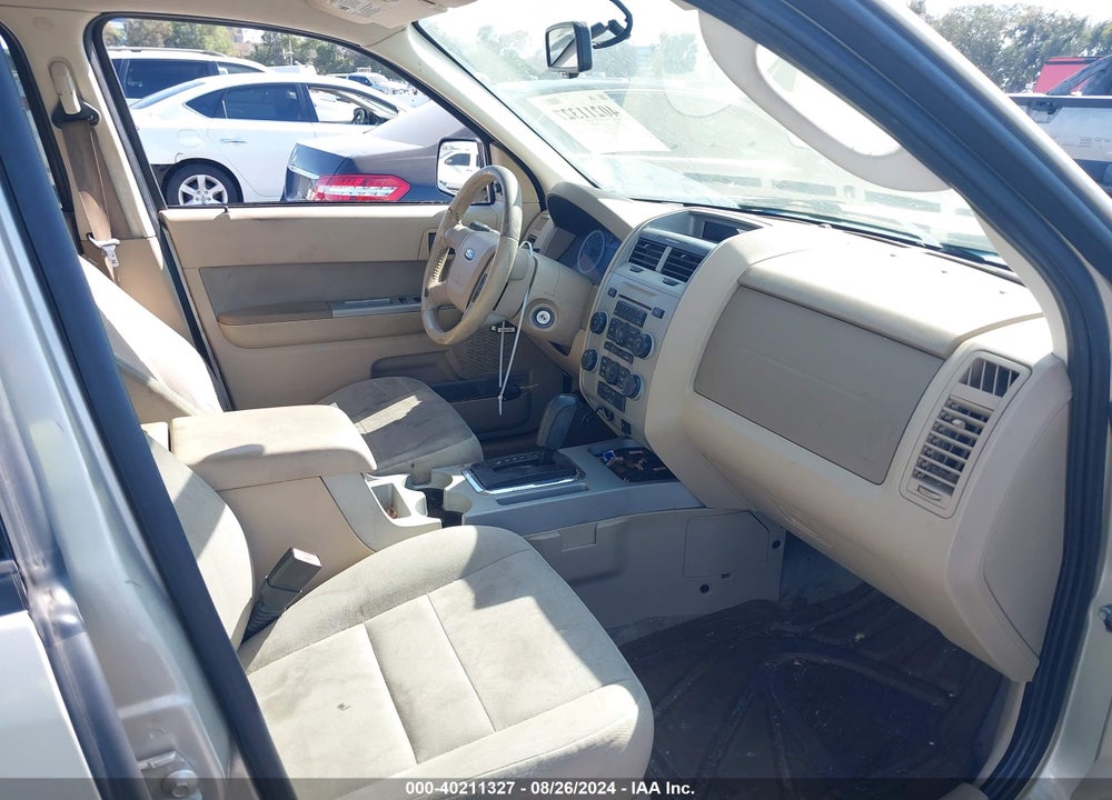 2010 FORD ESCAPE XLT VIN: 1FMCU9D72AKC77411