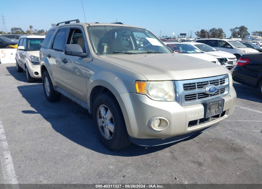 2010 FORD ESCAPE XLT VIN: 1FMCU9D72AKC77411