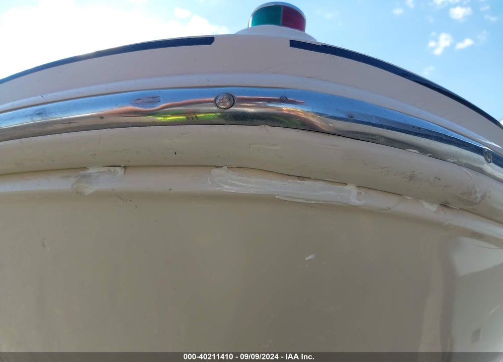 2005 SEA RAY 220 SELECT VIN: SERV5231C505