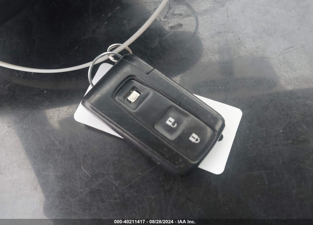 2008 TOYOTA PRIUS VIN: JTDKB20UX83360680