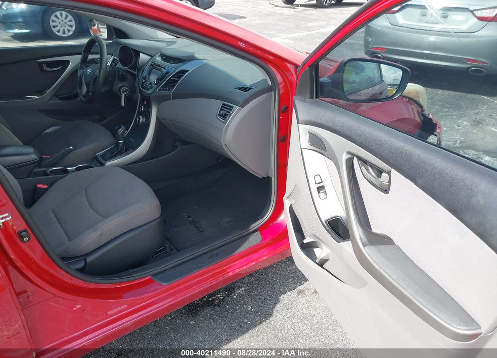 2015 HYUNDAI ELANTRA SE VIN: KMHDH4AE8FU350727