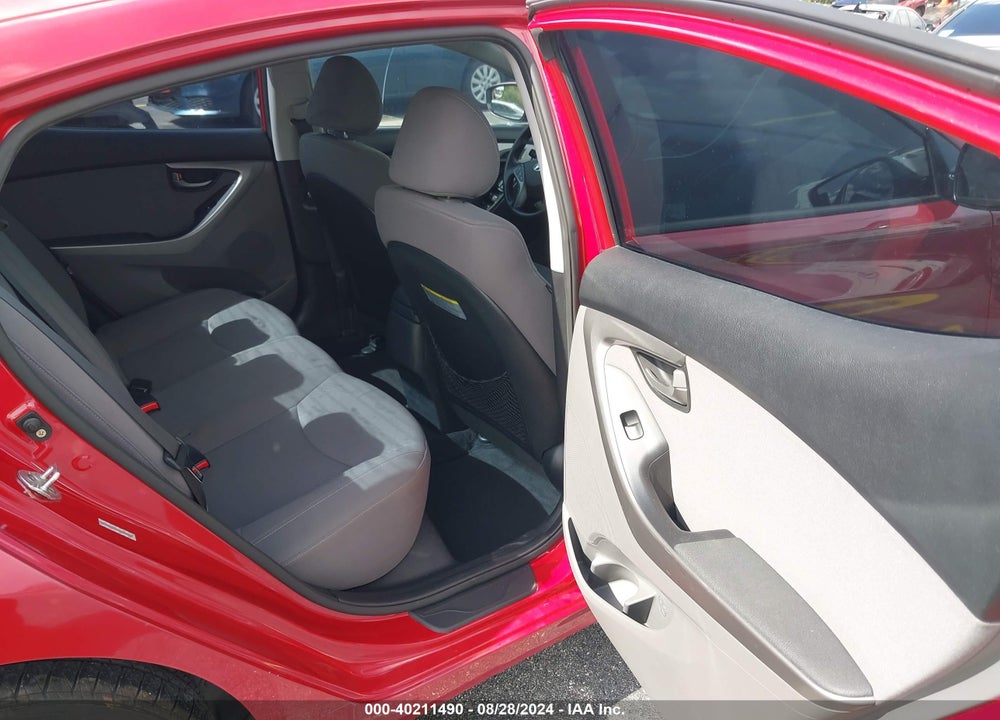 2015 HYUNDAI ELANTRA SE VIN: KMHDH4AE8FU350727