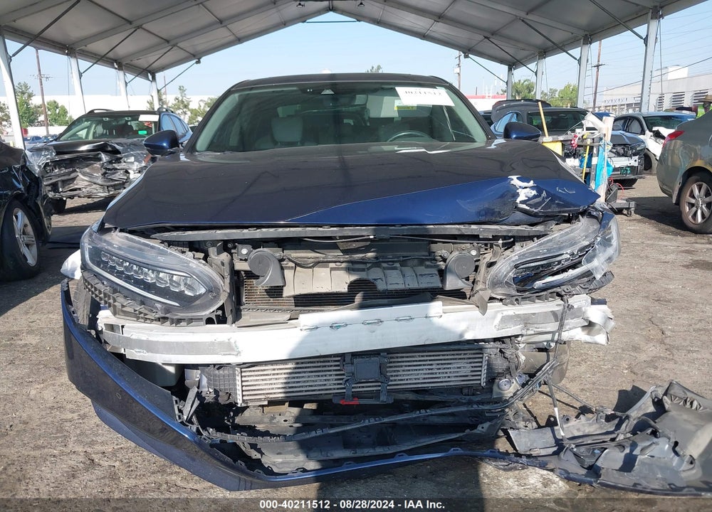 2018 HONDA ACCORD TOURING VIN: 1HGCV1F92JA042094