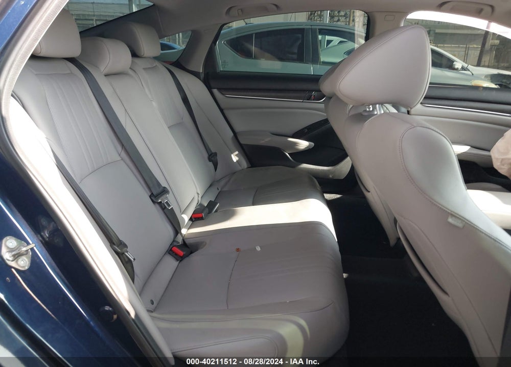 2018 HONDA ACCORD TOURING VIN: 1HGCV1F92JA042094