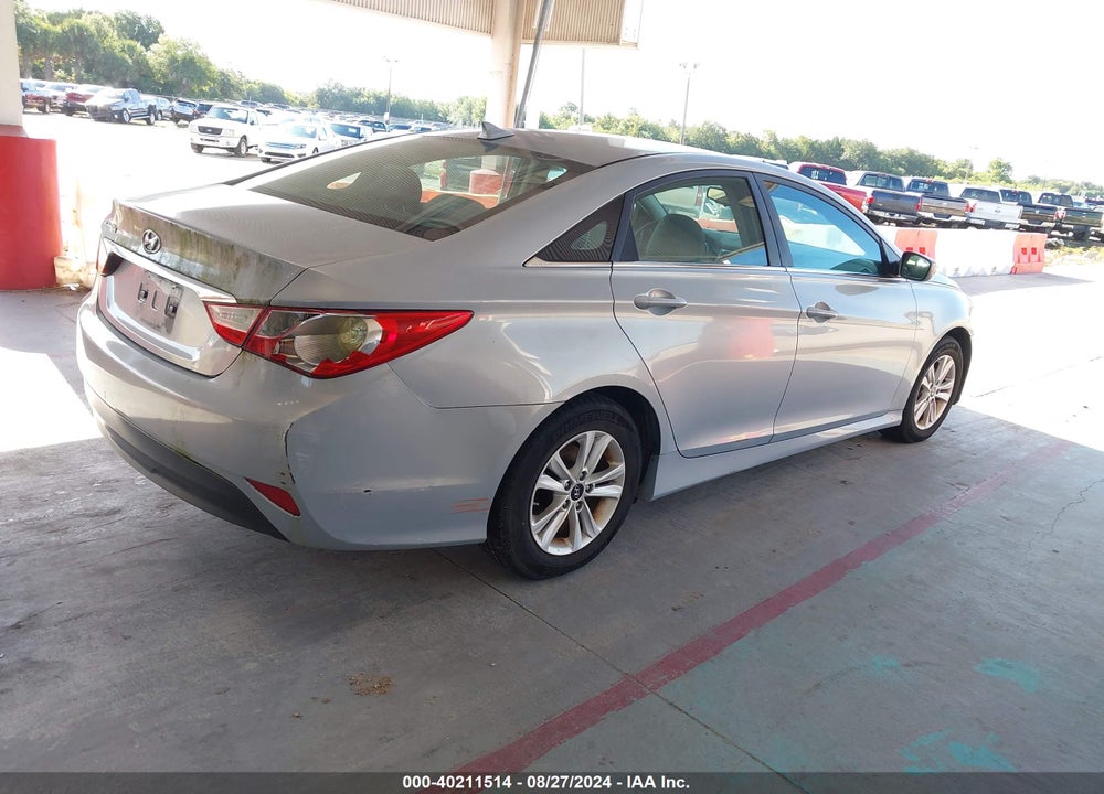 2014 HYUNDAI SONATA GLS VIN: 5NPEB4AC4EH886382