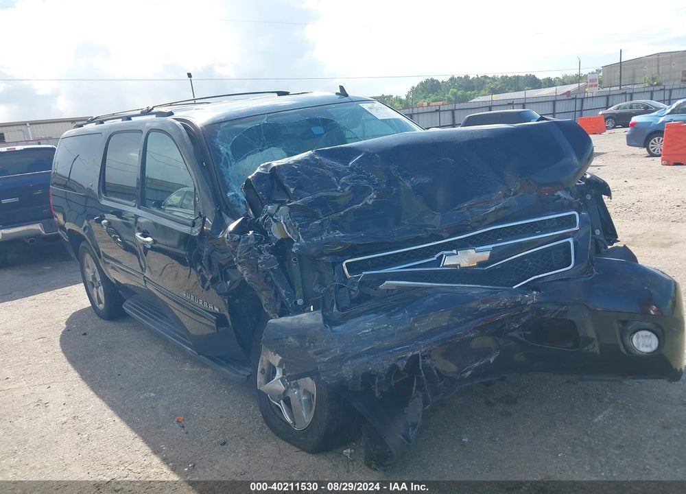 2011 CHEVROLET SUBURBAN 1500 LT1 VIN: 1GNSCJE00BR308323