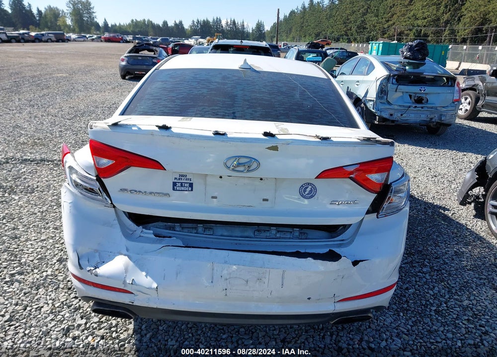2015 HYUNDAI SONATA SPORT VIN: 5NPE34AF7FH127427