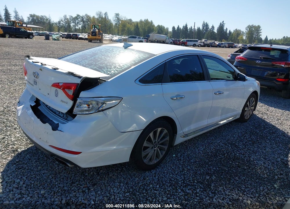 2015 HYUNDAI SONATA SPORT VIN: 5NPE34AF7FH127427