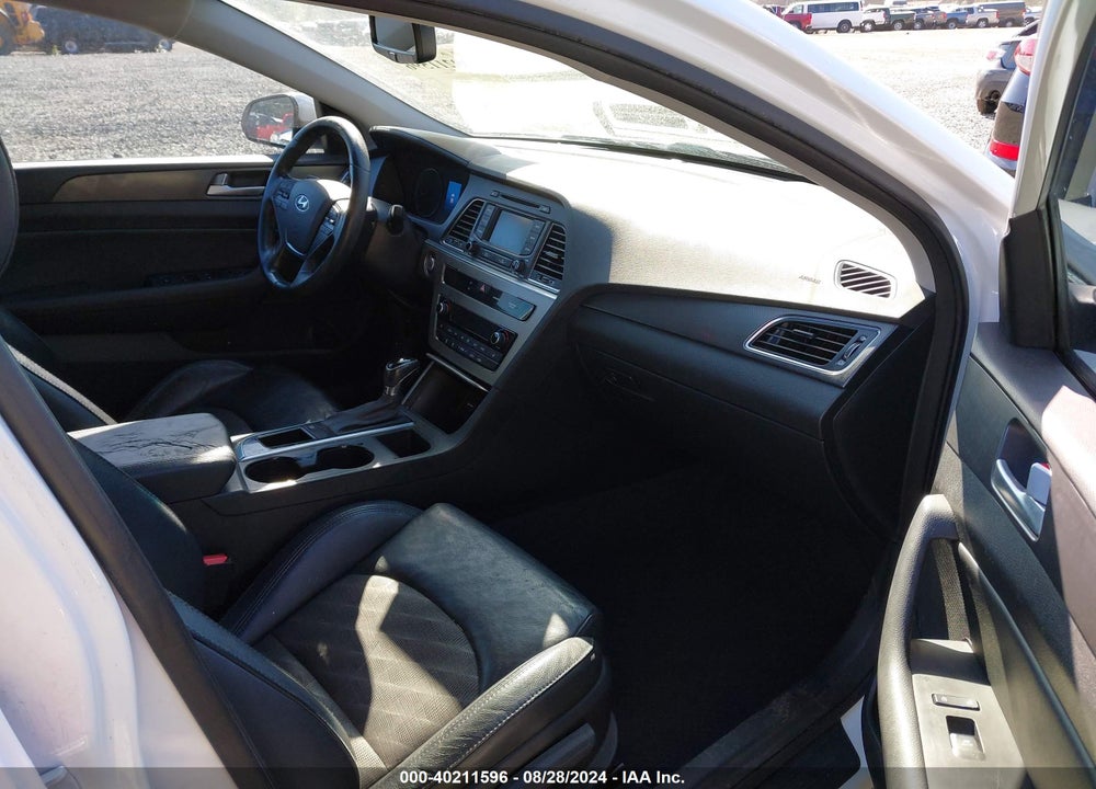 2015 HYUNDAI SONATA SPORT VIN: 5NPE34AF7FH127427