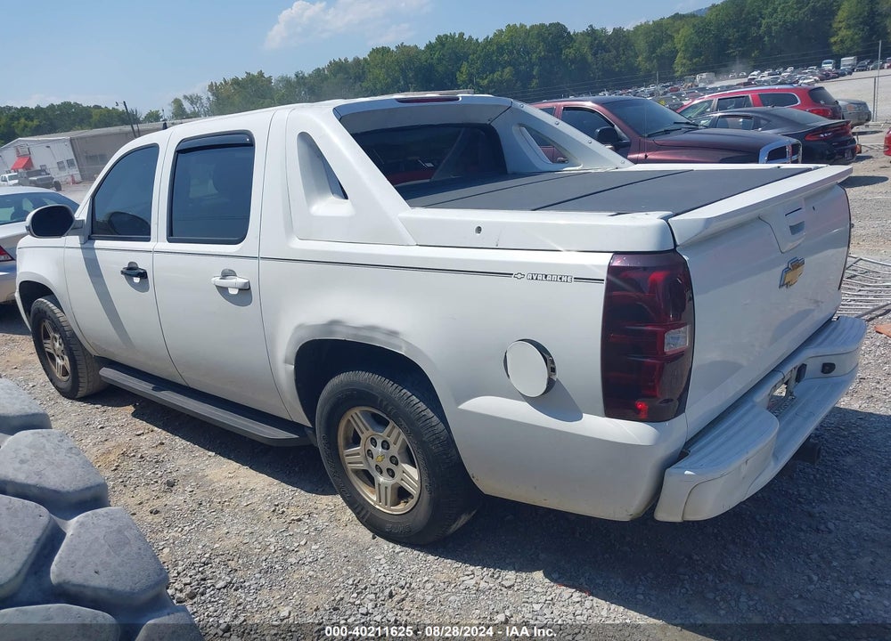 2007 CHEVROLET AVALANCHE 1500 LS VIN: 3GNEC12047G262245