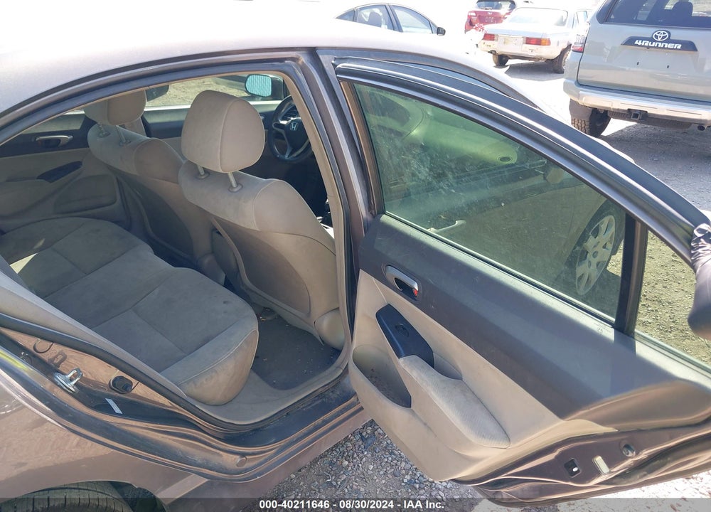 2010 HONDA CIVIC LX VIN: 19XFA1F58AE076851