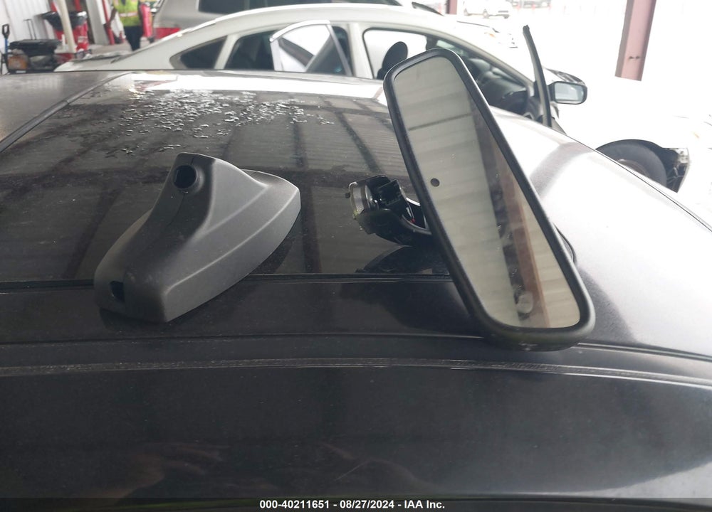 2008 BMW 528I VIN: WBANU53578C112087