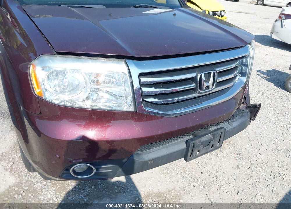 2015 HONDA PILOT TOURING VIN: 5FNYF4H99FB005719