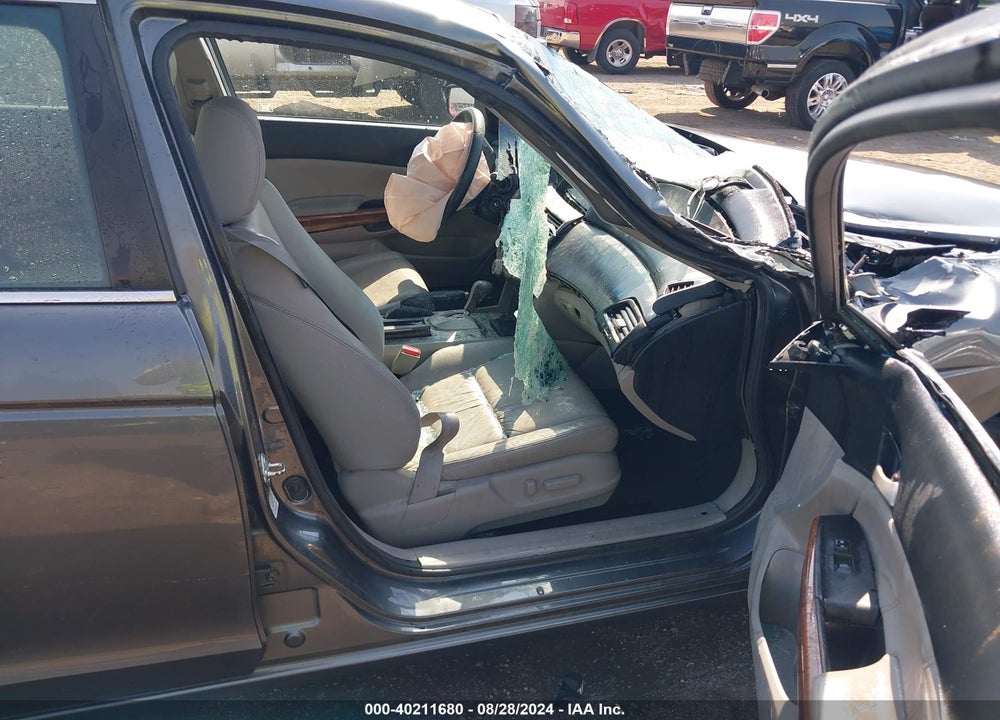 2011 HONDA ACCORD 3.5 EX-L VIN: 1HGCP3F81BA022210