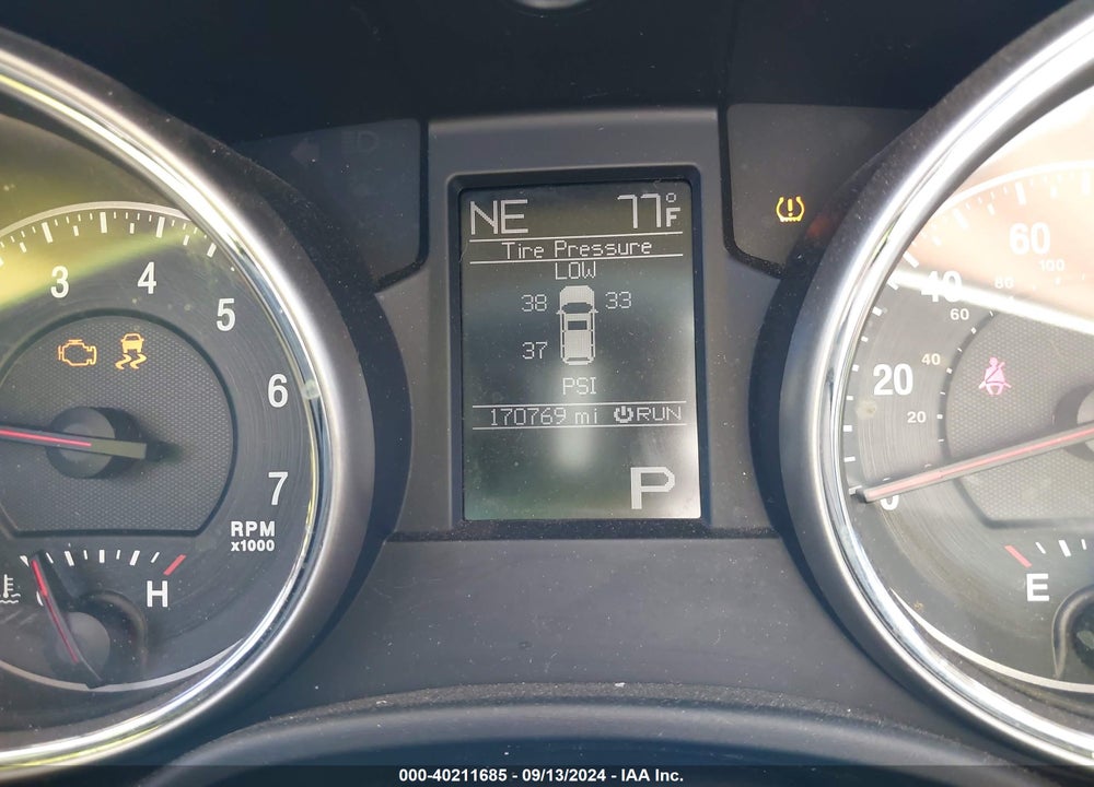 2011 JEEP GRAND CHEROKEE LIMITED VIN: 1J4RR5GG7BC622068