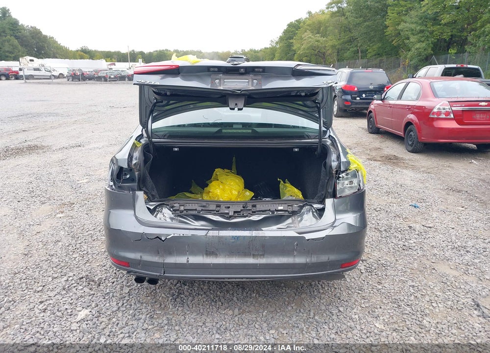 2017 VOLKSWAGEN JETTA 1.4T S VIN: 3VW2B7AJ7HM323101