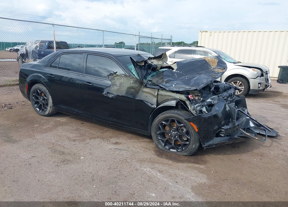 2019 CHRYSLER 300 S VIN: 2C3CCAGG3KH635214