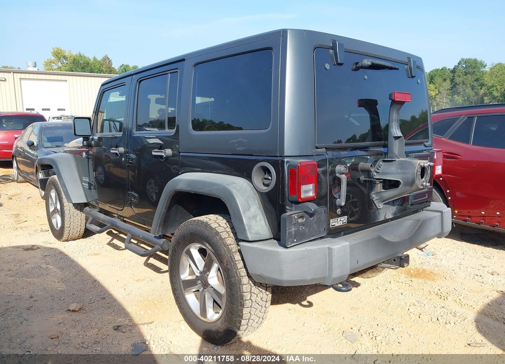 2015 JEEP WRANGLER UNLIMITED SPORT VIN: 1C4BJWDGXFL765742