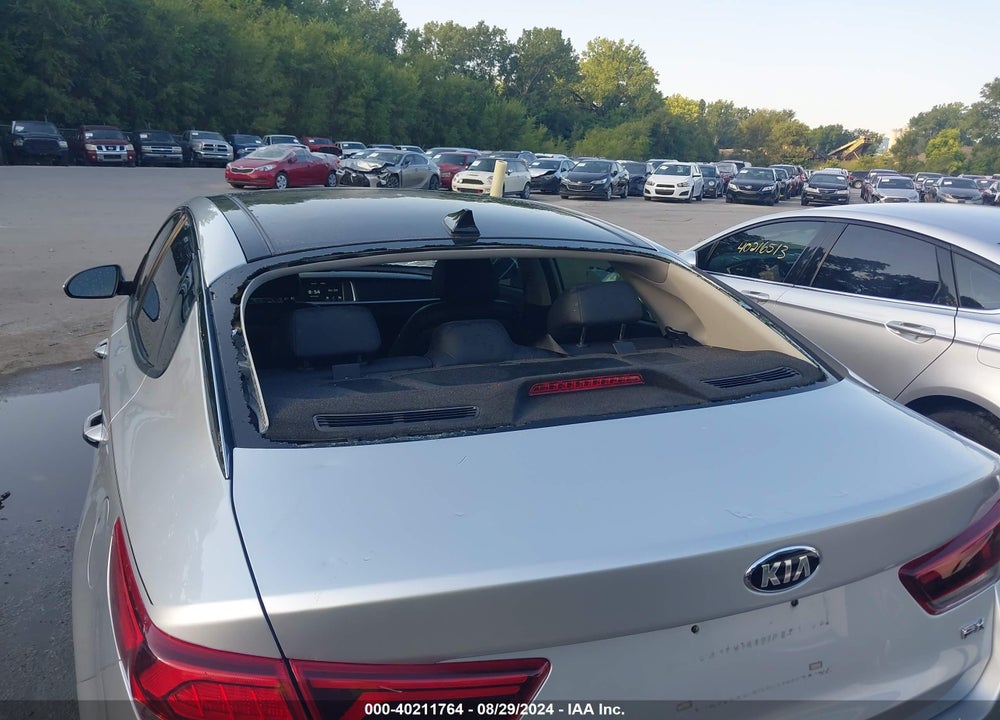2020 KIA OPTIMA EX PREMIUM VIN: 5XXGU4L15LG421973