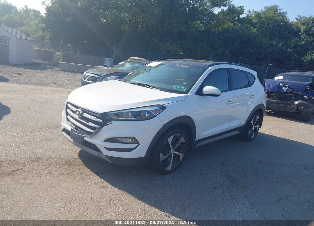 2018 HYUNDAI TUCSON VALUE VIN: KM8J3CA21JU758299