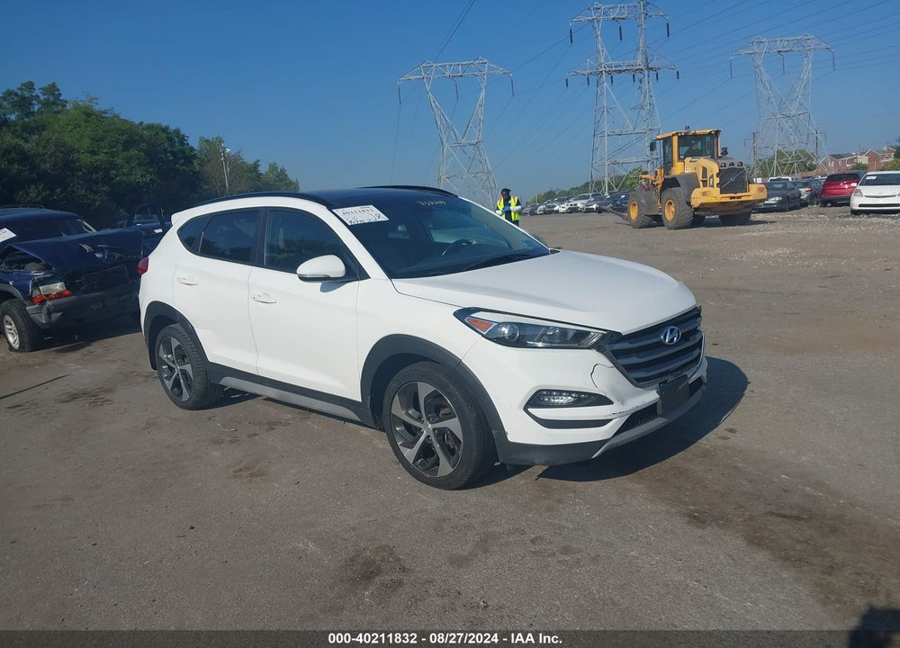 2018 HYUNDAI TUCSON VALUE VIN: KM8J3CA21JU758299