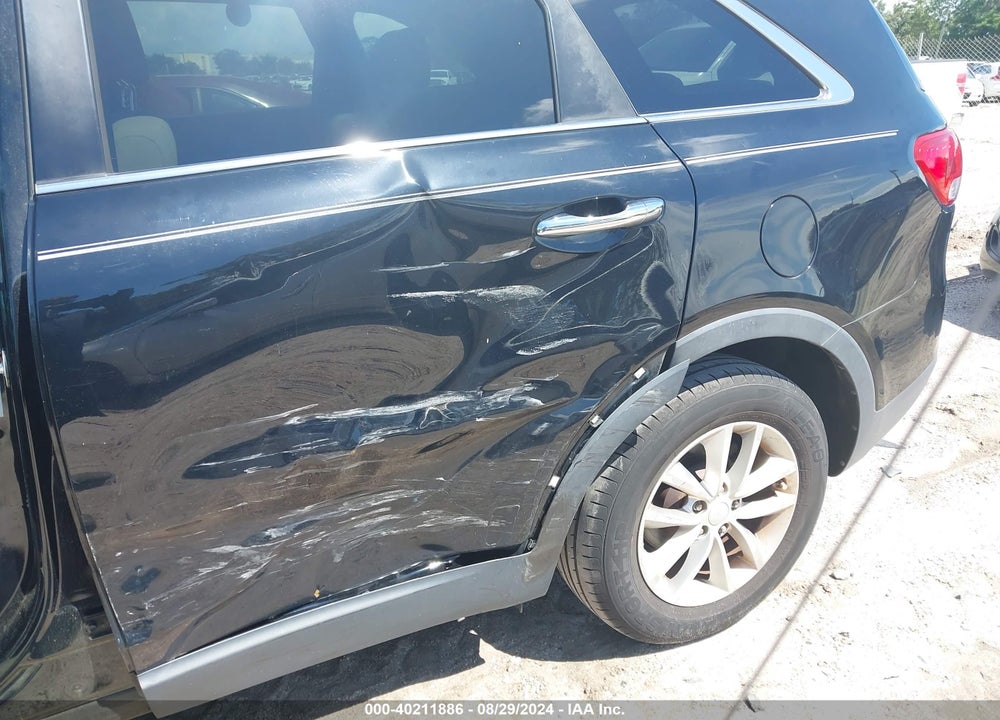 2017 KIA SORENTO 3.3L LX VIN: 5XYPG4A55HG208053