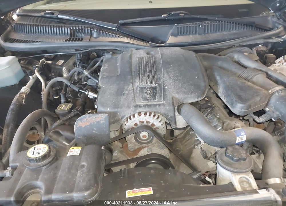 2008 LINCOLN TOWN CAR VIN: 2LNHM82W08X639494