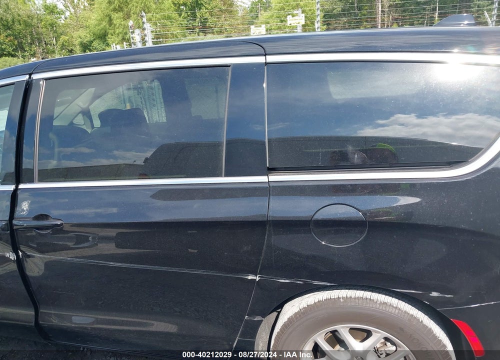 2024 CHRYSLER PACIFICA TOURING L VIN: 2C4RC1BG3RR124670