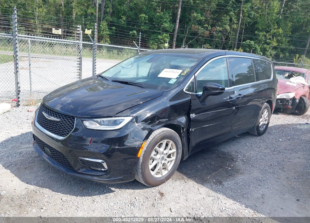 2024 CHRYSLER PACIFICA TOURING L VIN: 2C4RC1BG3RR124670
