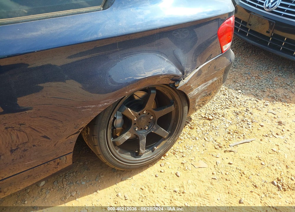 2011 BMW 135I VIN: WBAUC9C54BVM10811