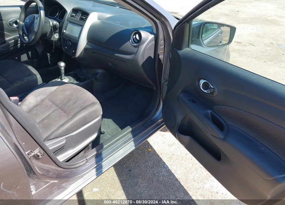 2018 NISSAN VERSA 1.6 SV VIN: 3N1CN7AP6JL878445