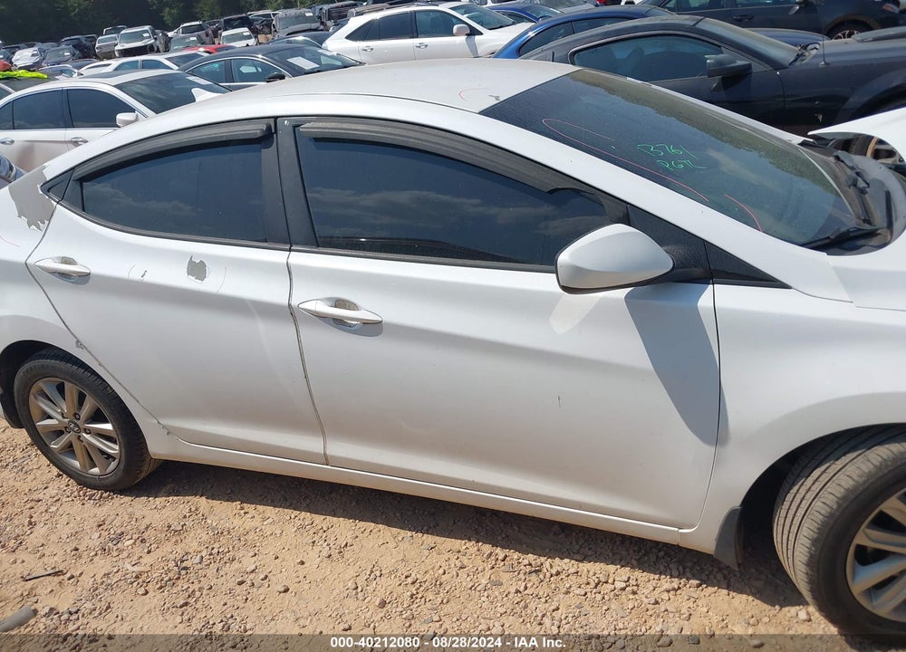 2015 HYUNDAI ELANTRA SE VIN: 5NPDH4AE0FH556915
