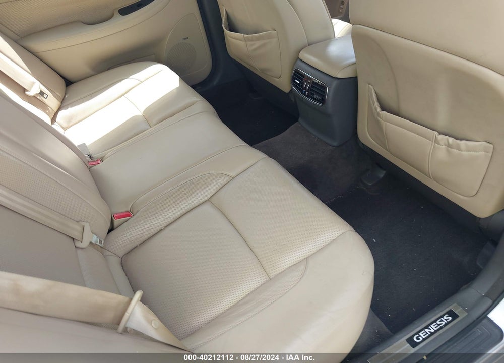 2010 HYUNDAI GENESIS VIN: KMHGC4DF4AU072109