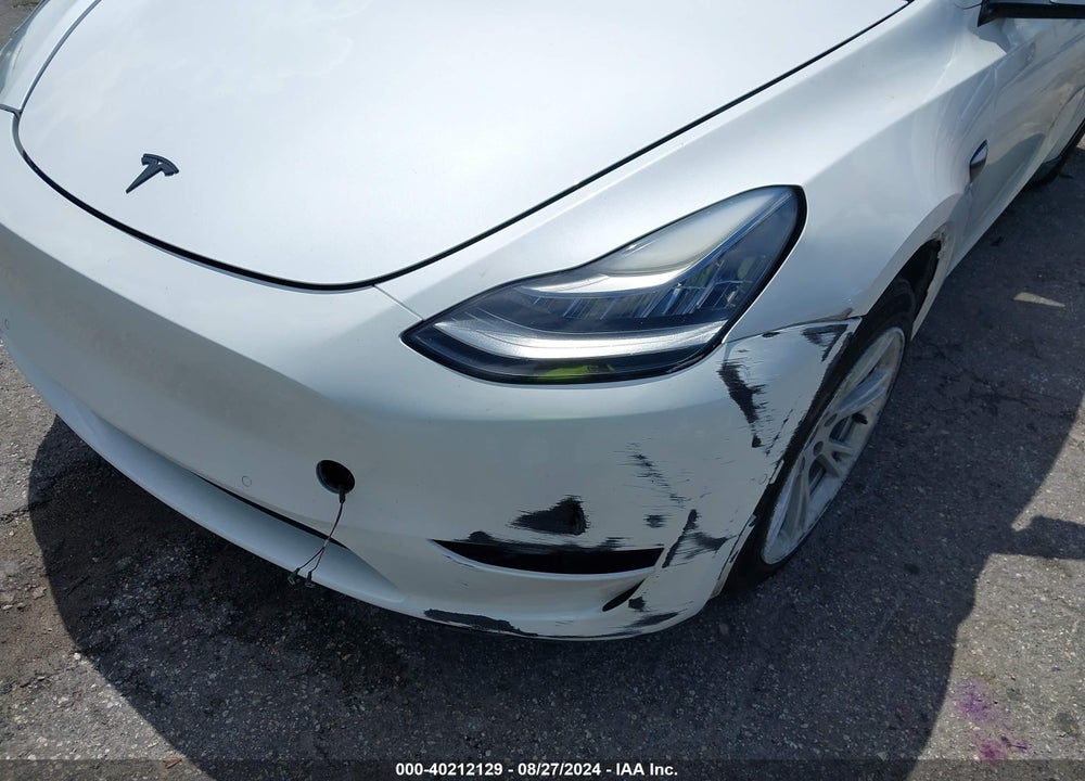 2021 TESLA MODEL Y STANDARD RANGE REAR-WHEEL DRIVE VIN: 5YJYGDED2MF103364