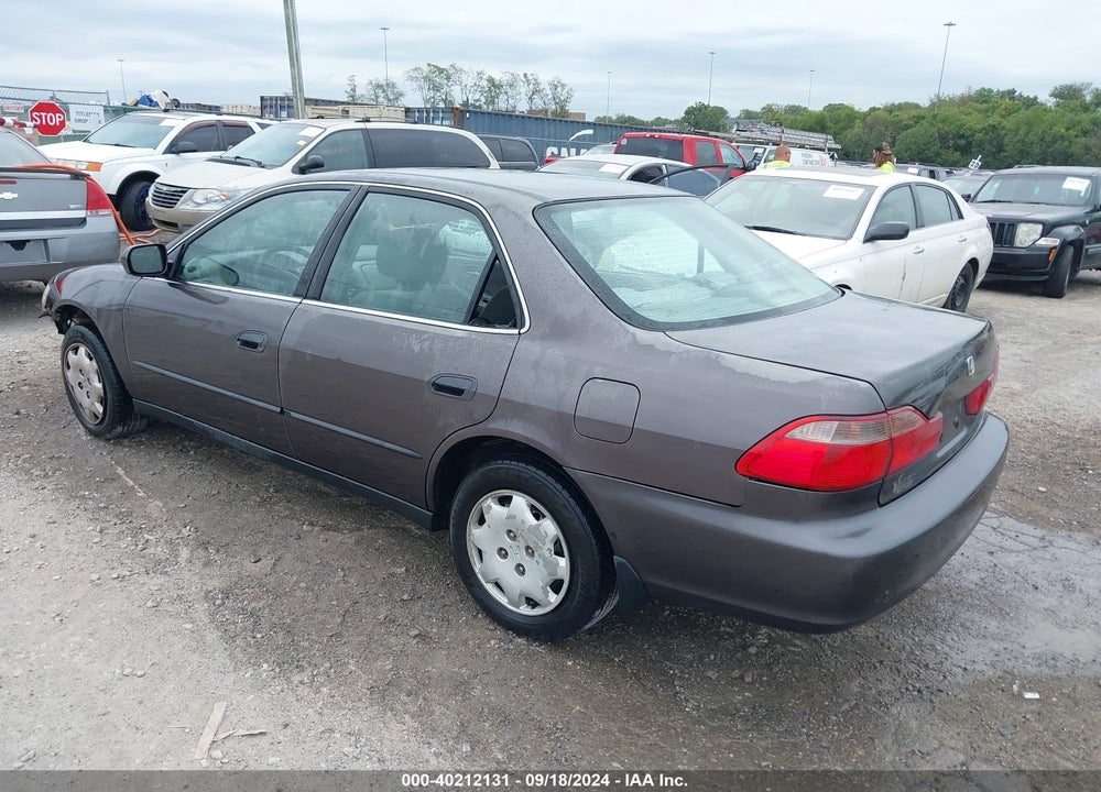 1999 HONDA ACCORD LX VIN: 1HGCG5646XA027662