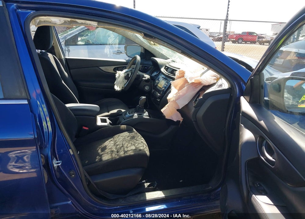 2017 NISSAN ROGUE SPORT S VIN: JN1BJ1CP4HW011079