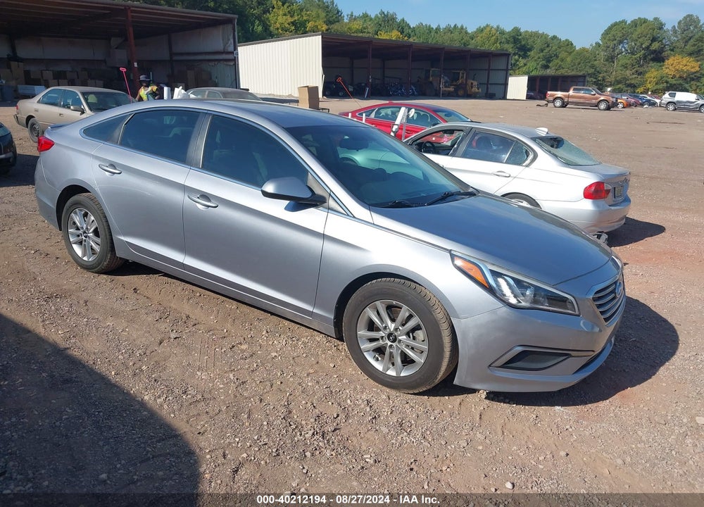2016 HYUNDAI SONATA SE VIN: 5NPE24AF3GH390681