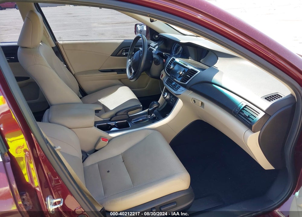 2013 HONDA ACCORD EX-L VIN: 1HGCR2F88DA182513