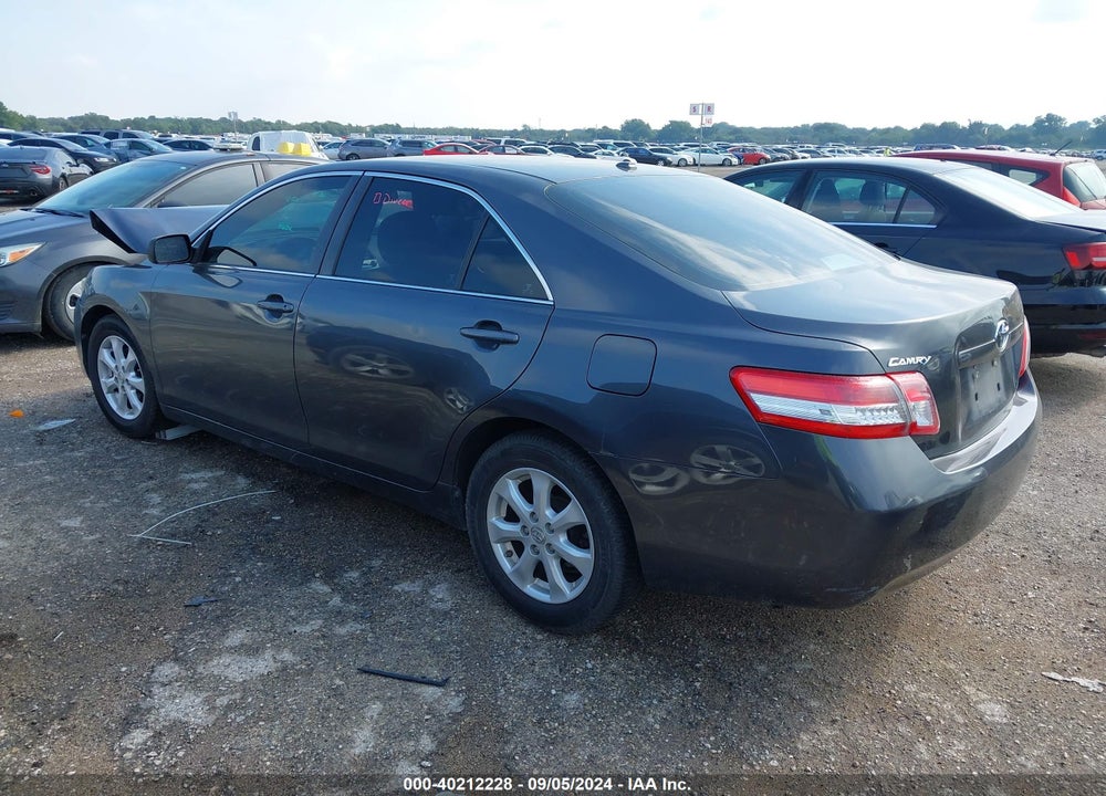 2011 TOYOTA CAMRY LE VIN: 4T1BF3EK8BU174750
