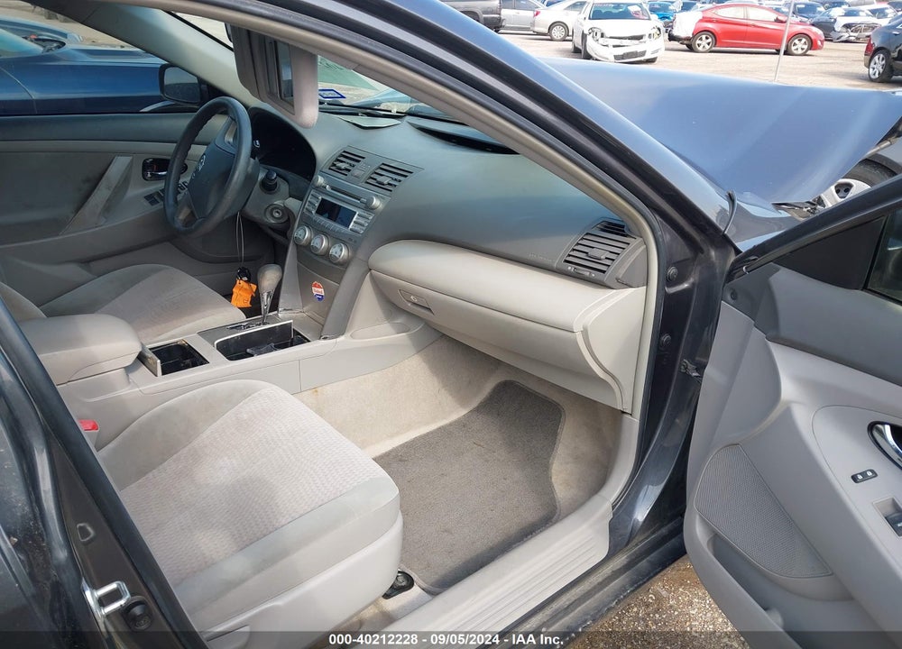 2011 TOYOTA CAMRY LE VIN: 4T1BF3EK8BU174750