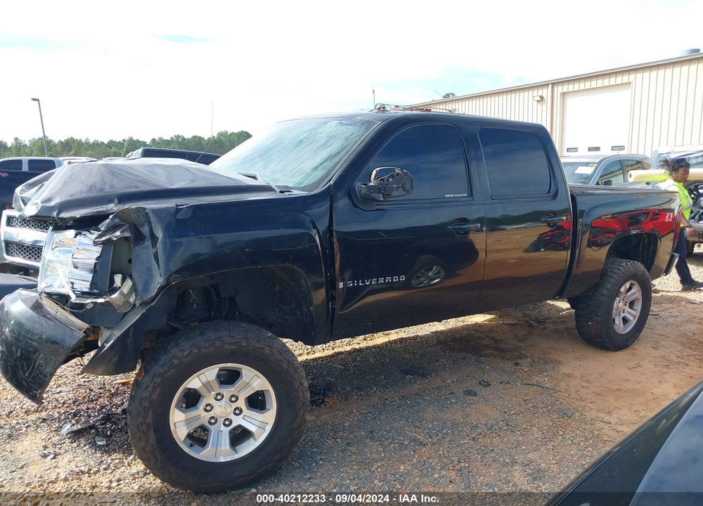 2007 CHEVROLET SILVERADO 1500 LTZ VIN: 2GCEK133171638817